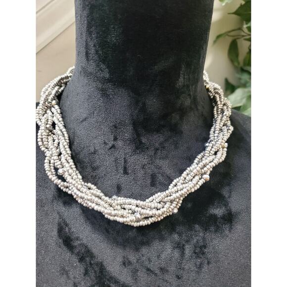 Women's Gray Round Multi Layer Bead Chunky Stylish Fashion Necklace - Picture 6 of 6